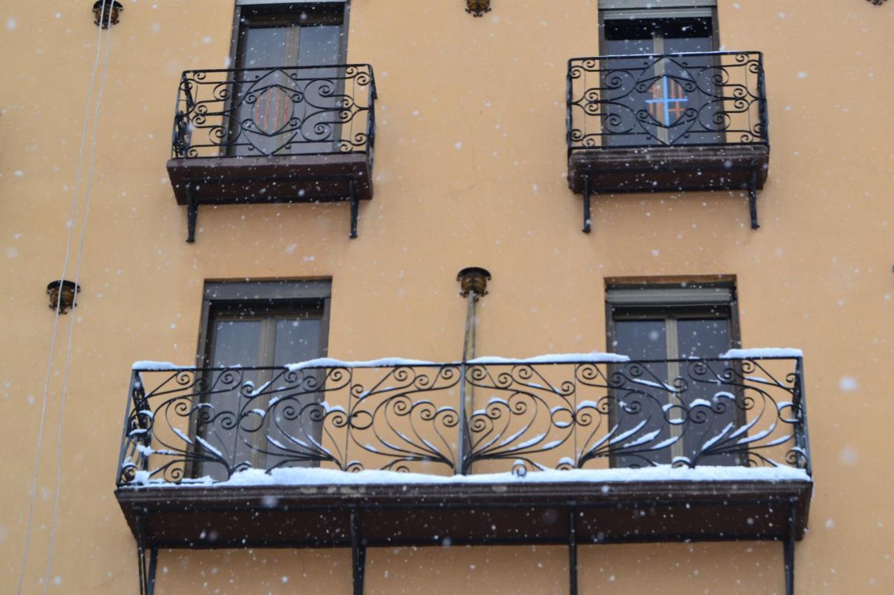 Hotel Bellavista Bellver De Cerdanya Exterior photo